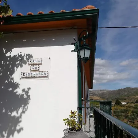 Casa Da Esmeralda بيت للعطل *