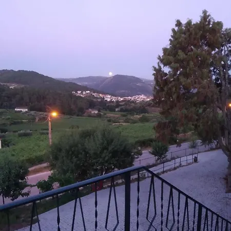 Casa Da Esmeralda بيت للعطل Alijó